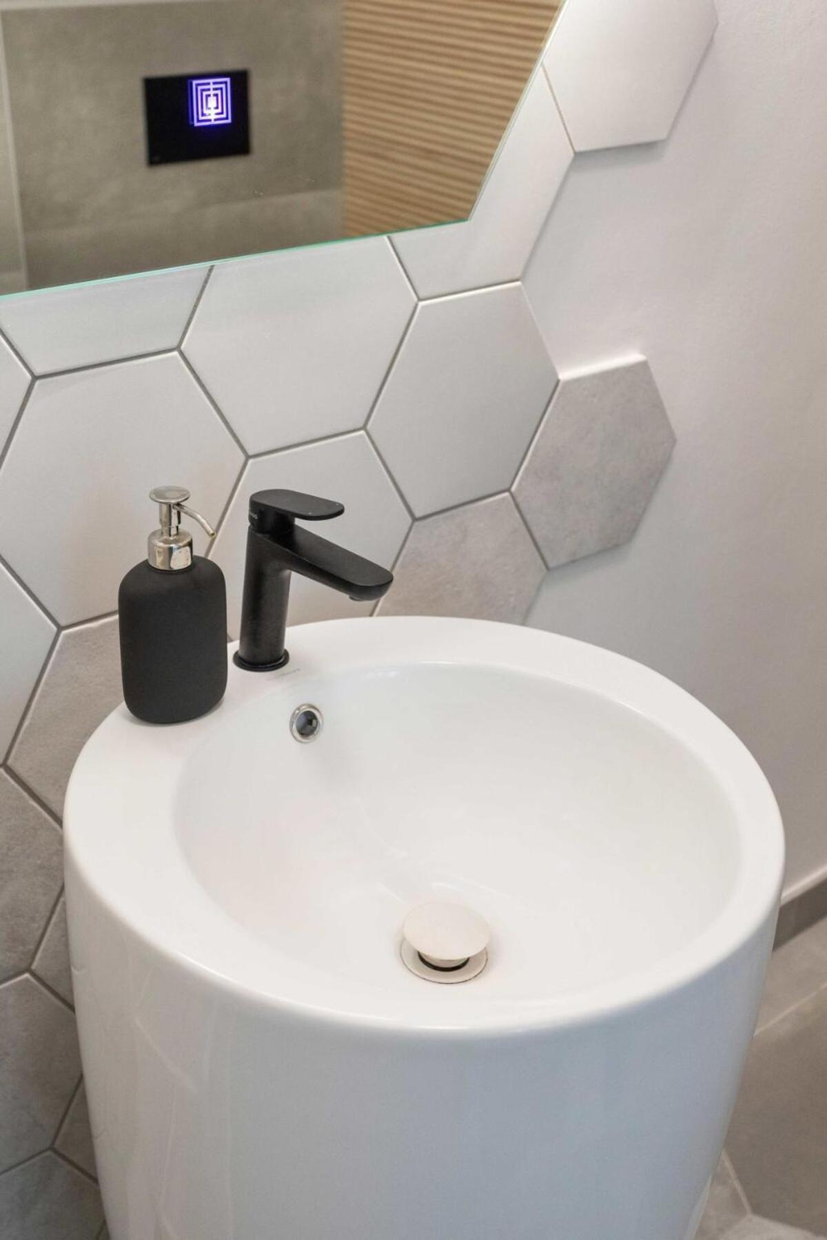 Lux Nest II City Apartment Urban Stay Zagreb Buitenkant foto